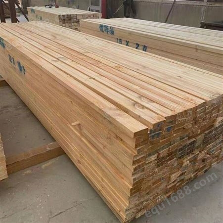 亿展木业辐射松建筑工地木方工程型材反复使用高硬度高防腐蚀
