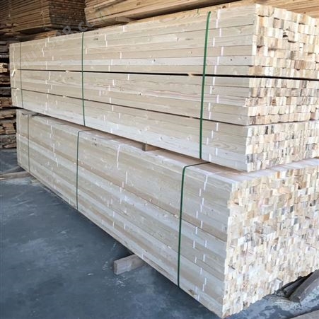 亿展木业 建筑木方 园林搭建松木龙骨条 经久耐用不开裂