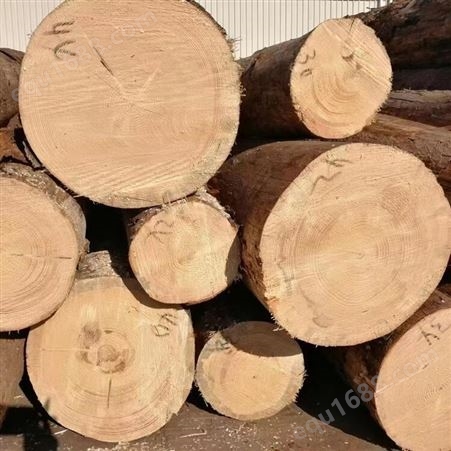 亿展木业辐射松工地木方 辐射松材质方木板工程使用 不易开裂